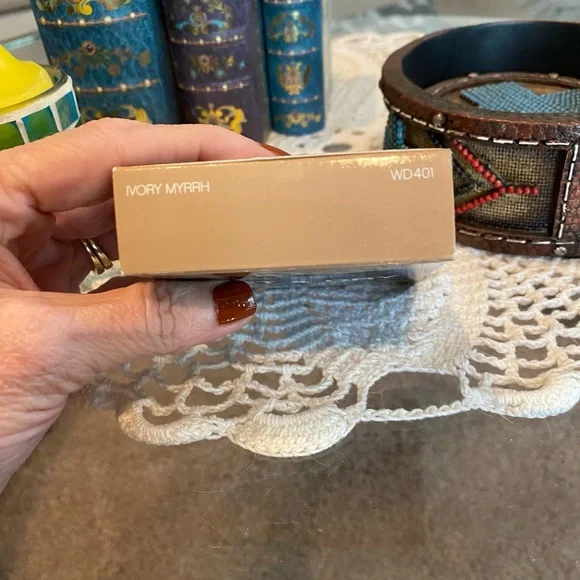 ⭐️Palladio Wet Dry Foundation⭐️ - Picture 3 of 7